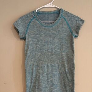 lululemon athletica Teal Short Sleeve Top